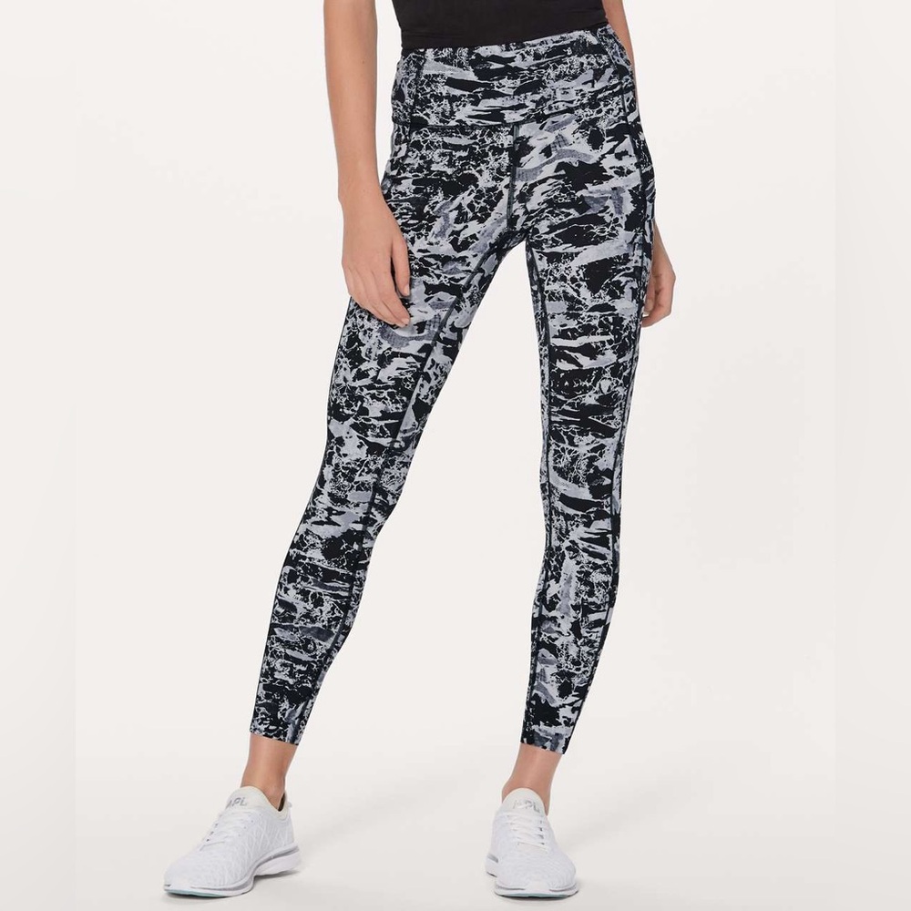 Lululemon Fast & Free 7/8 Tight II *Nulux 25” EUC Size 4